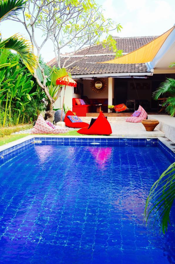 Karisa Pods Hostel เซมินยัค ภายนอก รูปภาพ